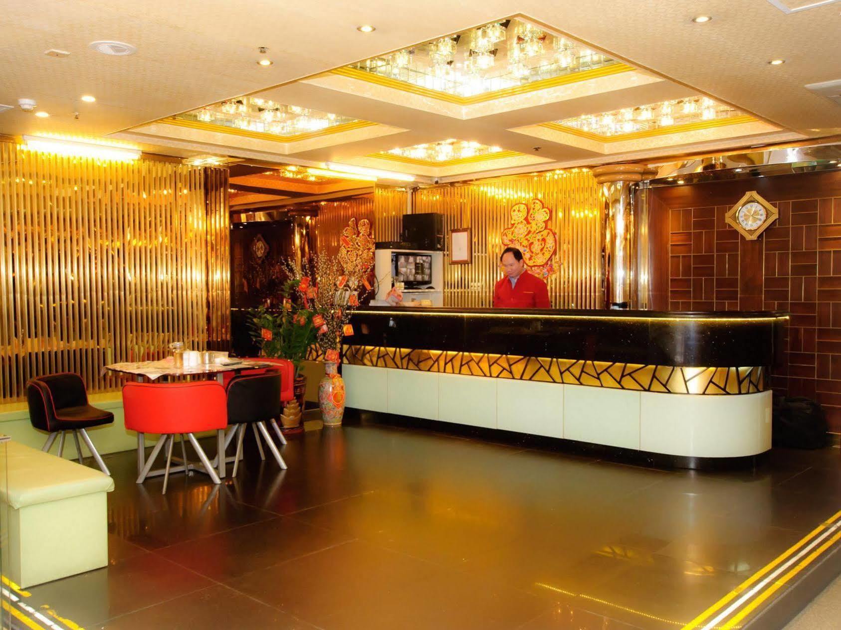Holiday Hotel Macao Esterno foto
